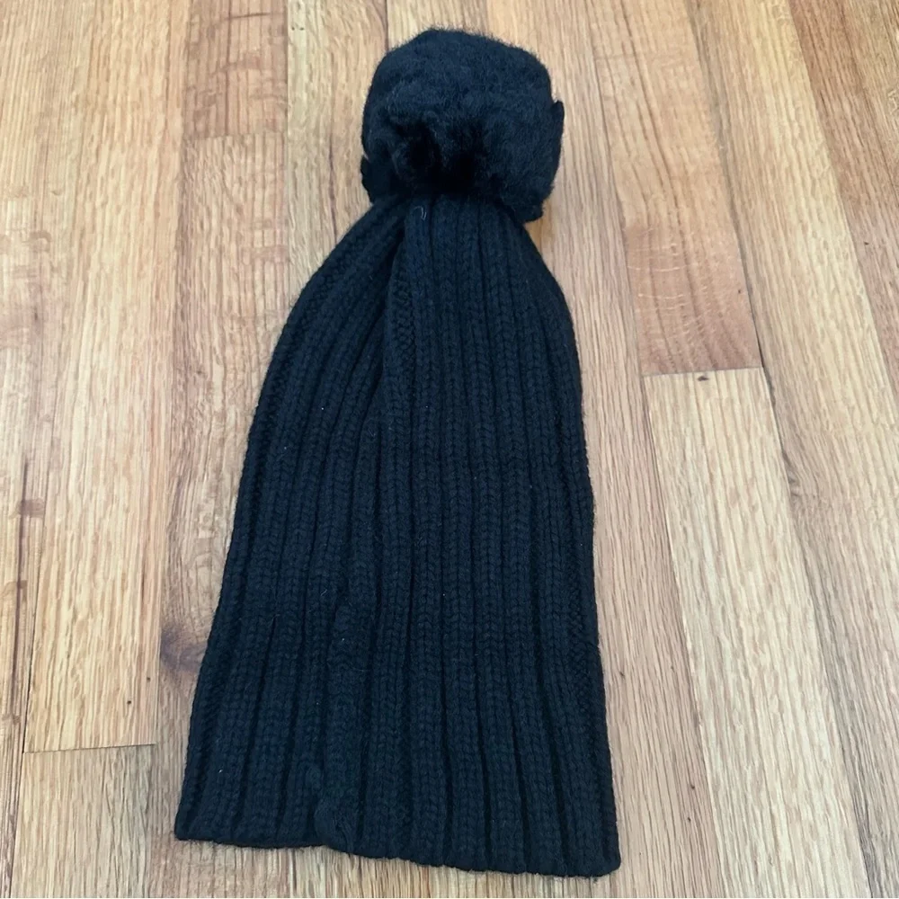 BCBG Generation Beanie With Pom Womens One Size Black (n3)
